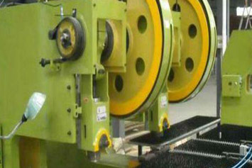 沈陽(yáng)二手設(shè)備翻新噴漆哪種漆適合？市場(chǎng)調(diào)查結(jié)果揭曉